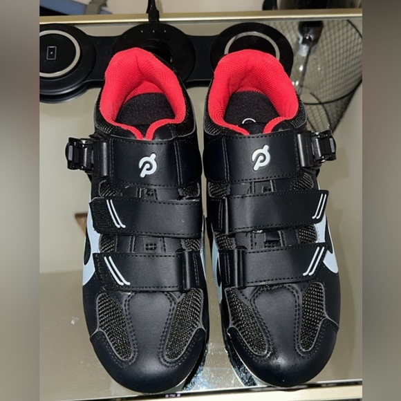 Peloton shoes, size 40 worn once - Picture 1 of 3